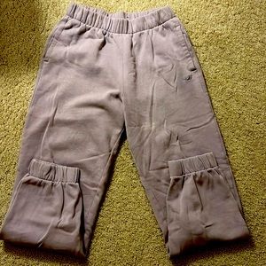 purple hollister sweatpants